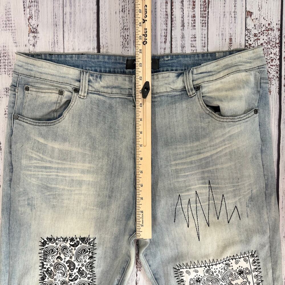 Serenede Tapered Jeans Bandana Paisley Patch Distressed Stretch Denim - Picture 8 of 9